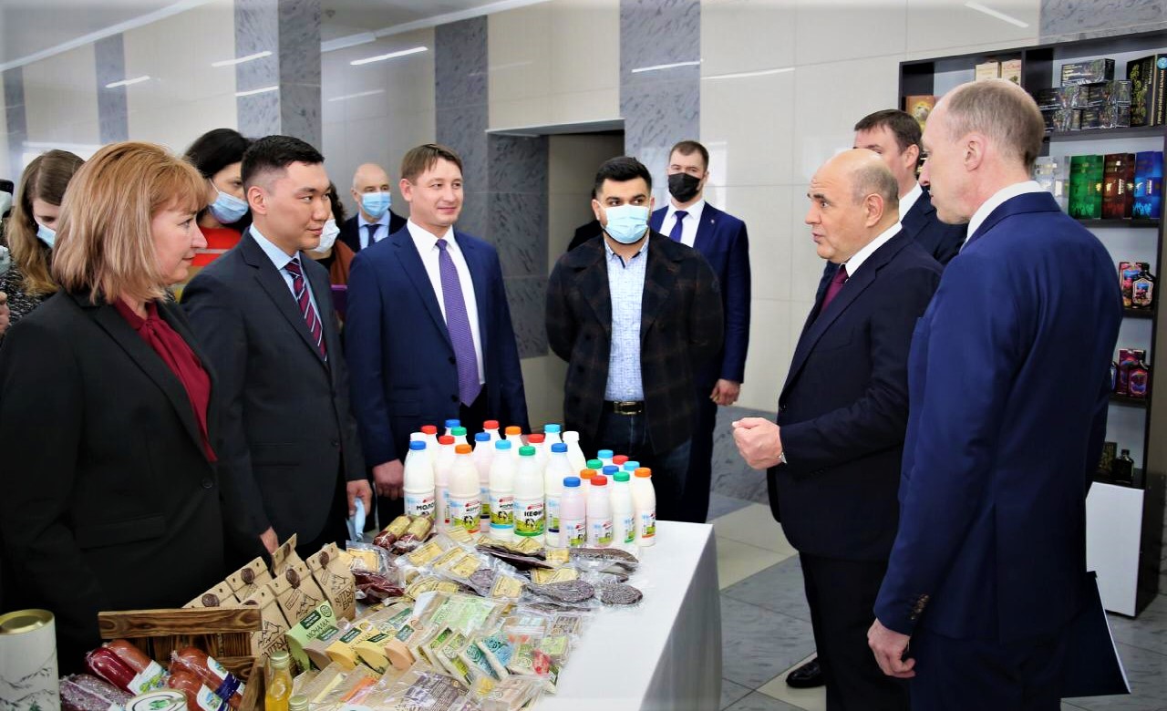 Премьер-министр оценил нашу продукцию! Премьер-министр оценил нашу продукцию!